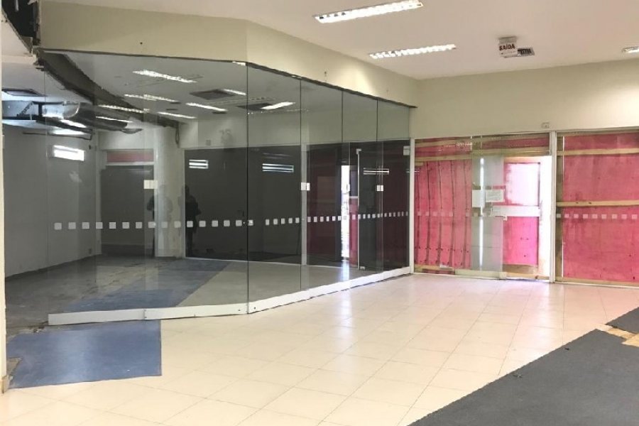 Loja com 1100m², no bairro Rio Branco em Caxias do Sul para Alugar