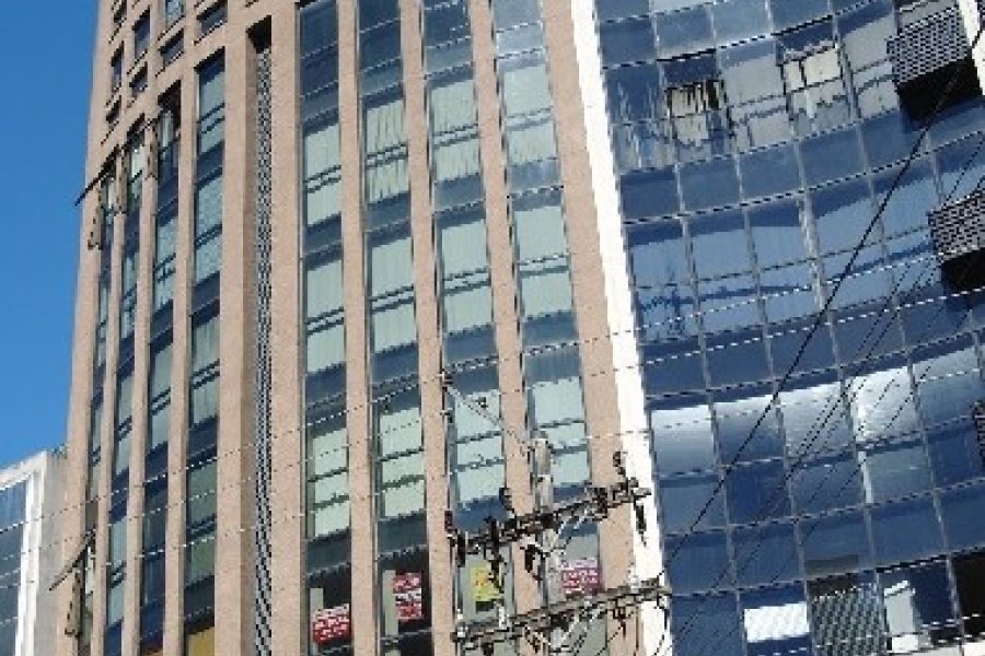 Sala com 35m², no bairro Centro em Caxias do Sul para Alugar