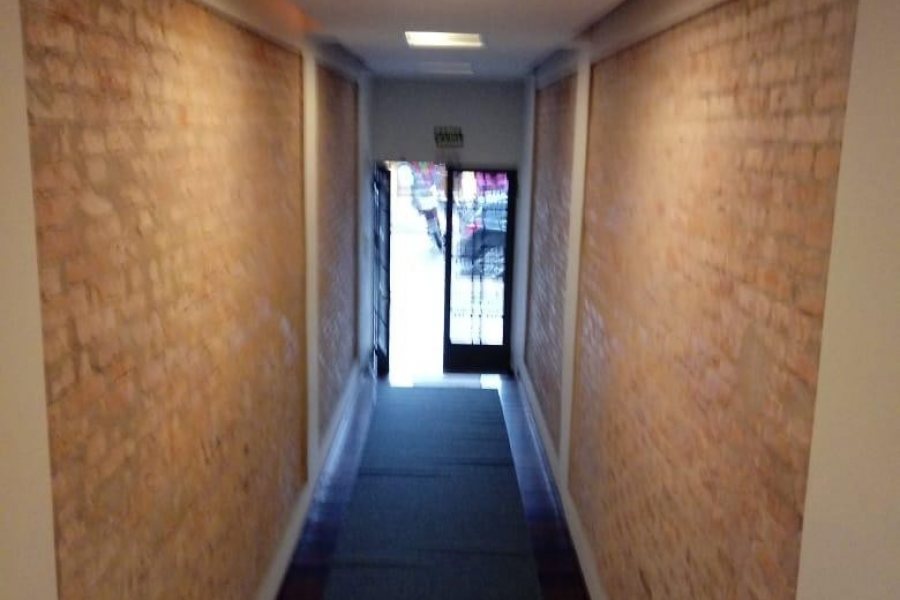 Predio com 1850m², no bairro Centro em Caxias do Sul para Comprar