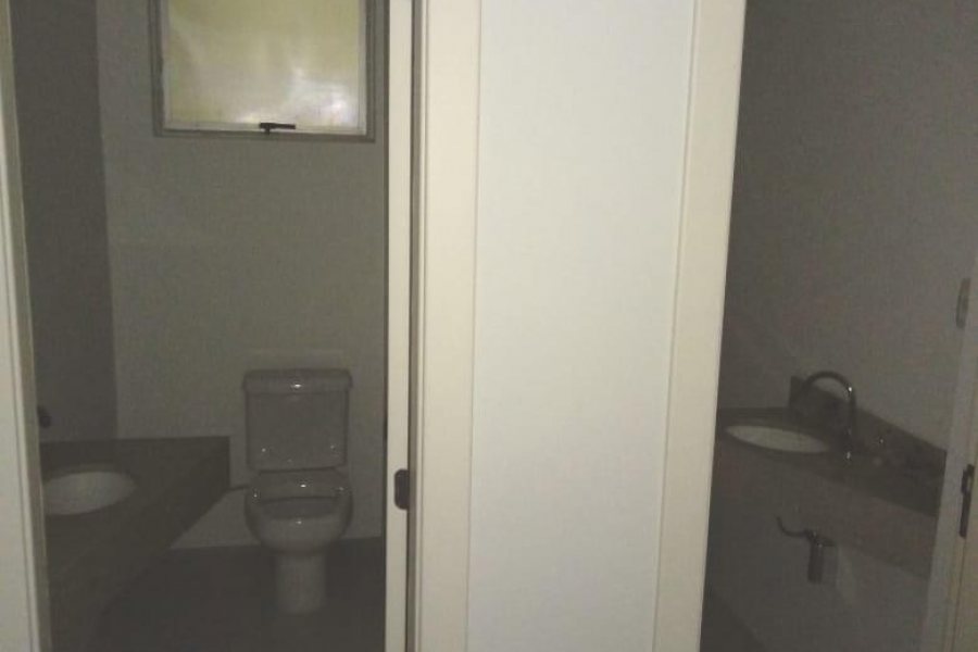 Predio com 1850m², no bairro Centro em Caxias do Sul para Comprar