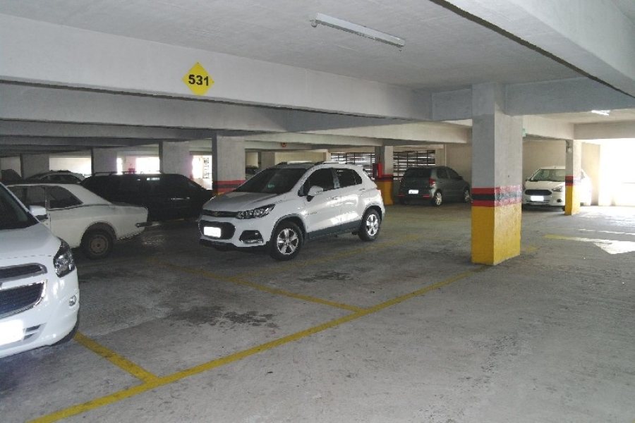 Box com 12m², no bairro São Pelegrino em Caxias do Sul para Alugar