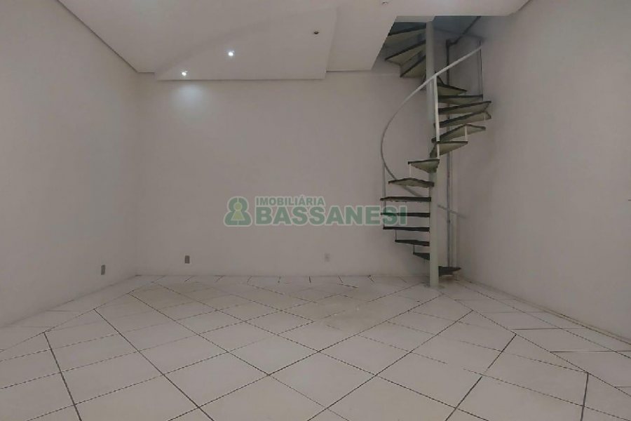 Loja com 32m², no bairro São Pelegrino em Caxias do Sul para Alugar