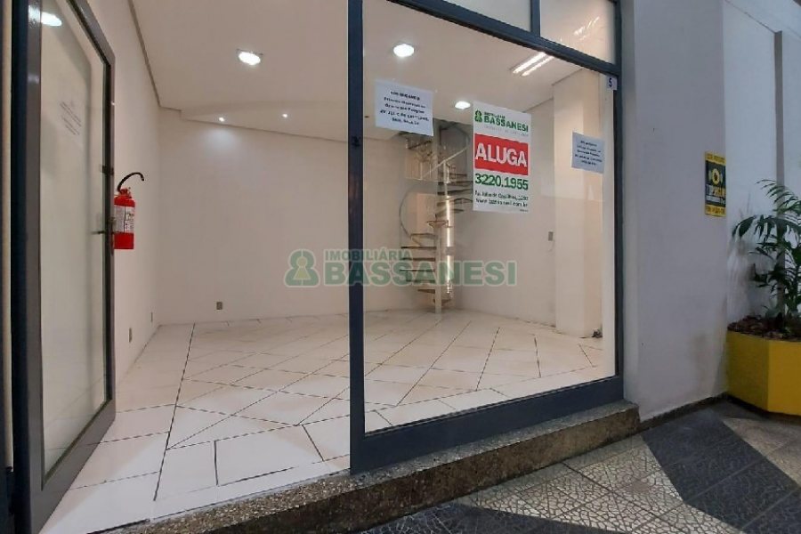 Loja com 32m², no bairro São Pelegrino em Caxias do Sul para Alugar