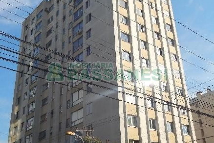 Loja com 32m², no bairro São Pelegrino em Caxias do Sul para Alugar