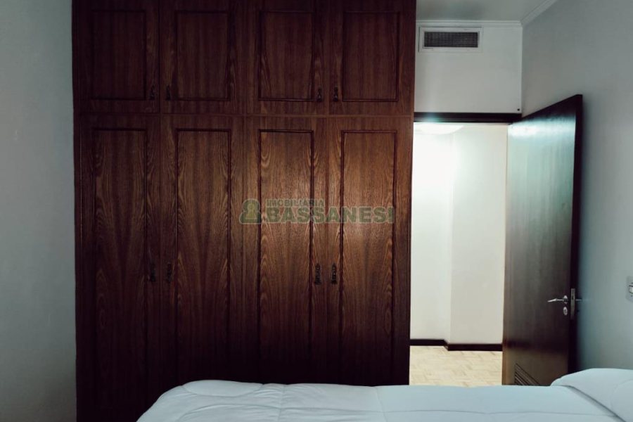 Apartamento com 177m², 3 dormitórios, 1 vaga, no bairro Centro em Caxias do Sul para Comprar