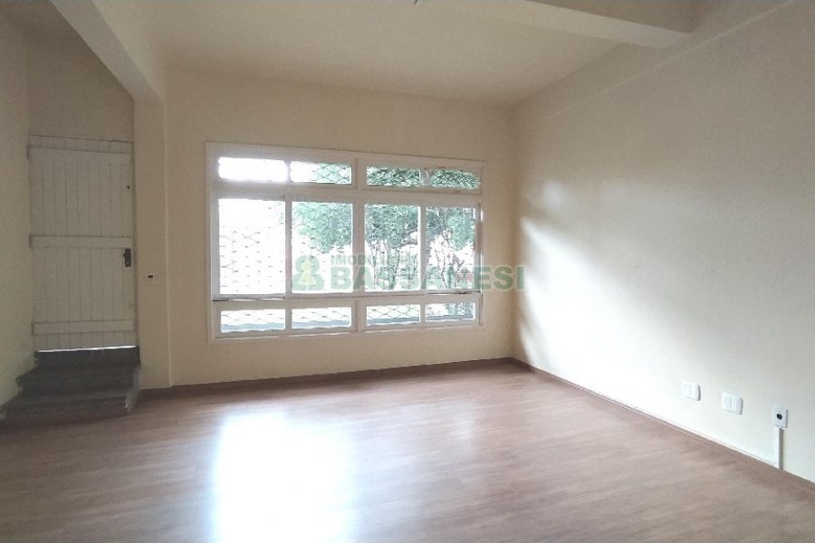 Loja com 140m², 1 vaga, no bairro São Pelegrino em Caxias do Sul para Alugar