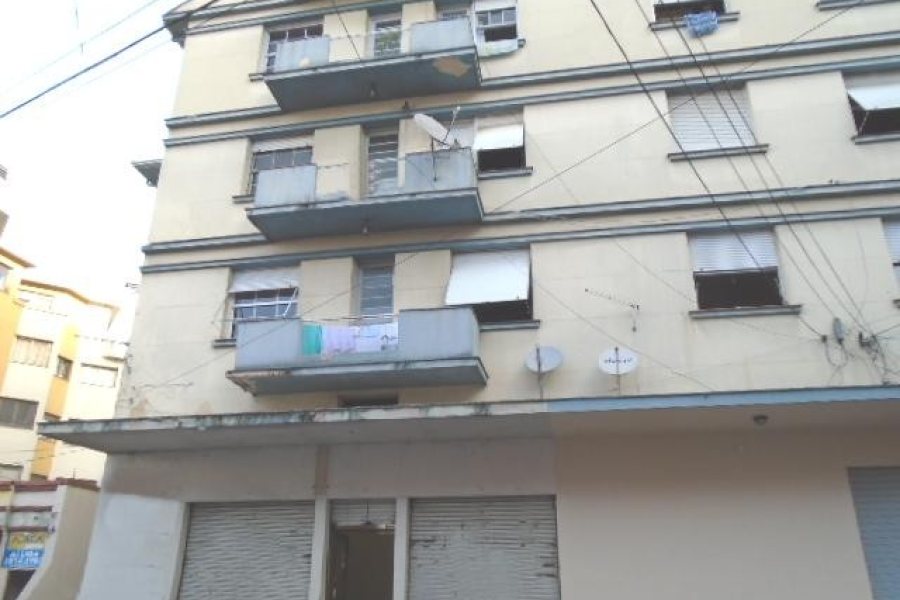 Loja com 159m², no bairro São Pelegrino em Caxias do Sul para Alugar