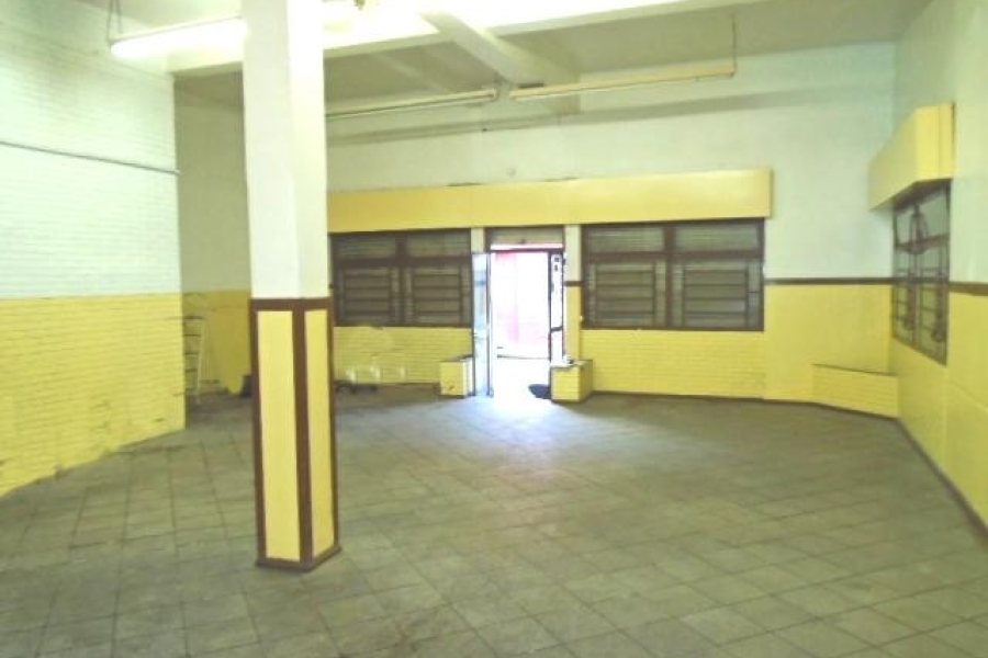 Loja com 159m², no bairro São Pelegrino em Caxias do Sul para Alugar