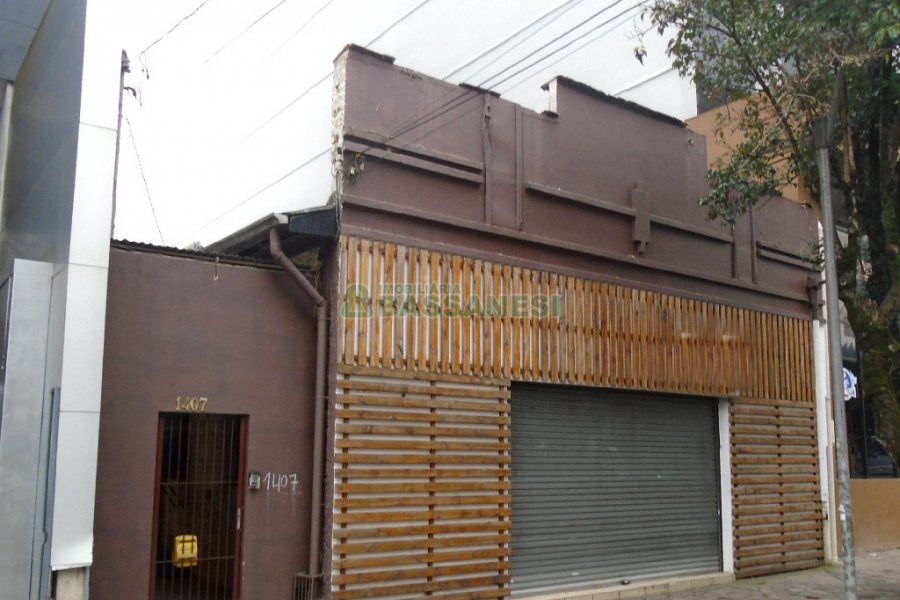 Loja com 367m², no bairro Centro em Caxias do Sul para Comprar
