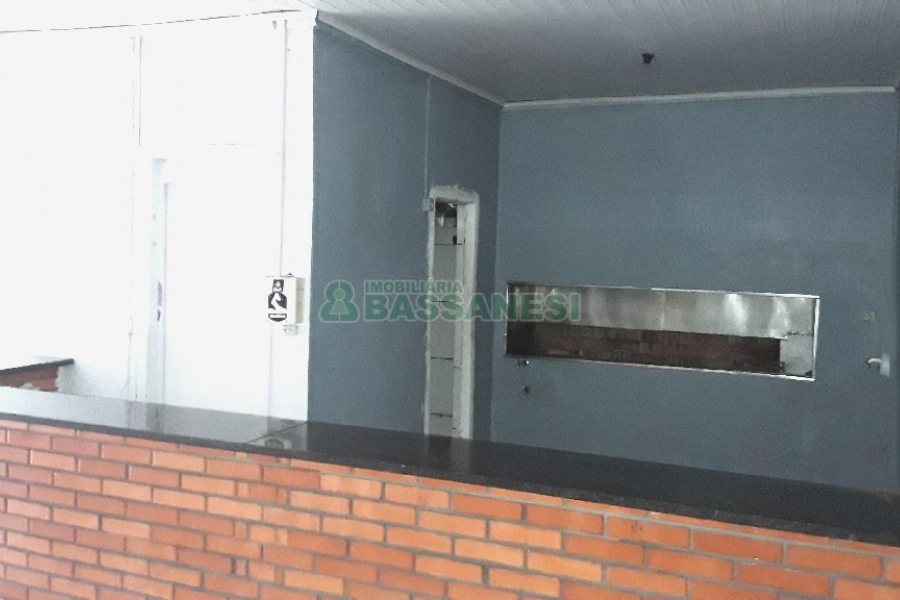 Loja com 367m², no bairro Centro em Caxias do Sul para Comprar