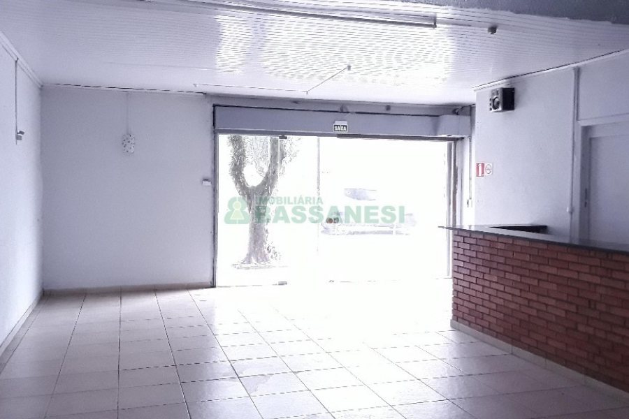 Loja com 367m², no bairro Centro em Caxias do Sul para Comprar