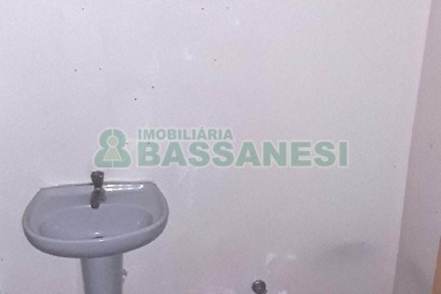 Loja com 367m², no bairro Centro em Caxias do Sul para Comprar