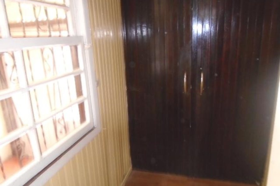 Casa com 100m², 3 dormitórios, 2 vagas, no bairro Bela Vista em Caxias do Sul para Comprar