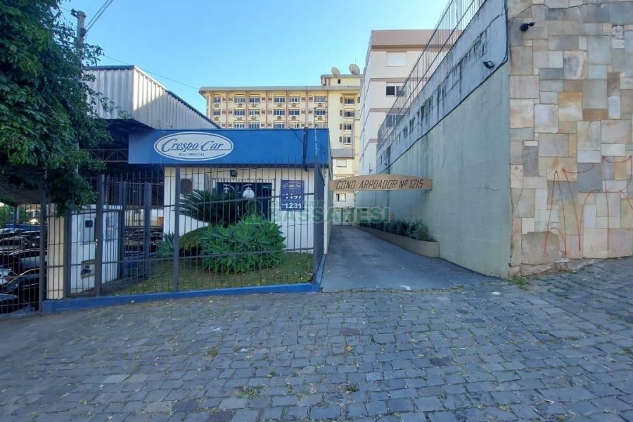 Apto Mobiliado com 62m², 2 dormitórios, 1 vaga, no bairro Centro em Caxias do Sul para Comprar