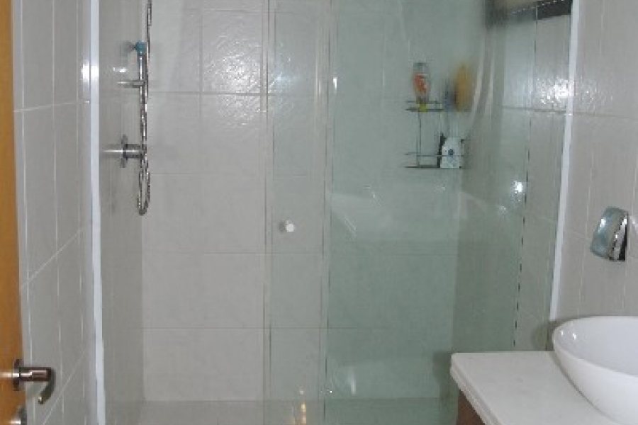 Apto Mobiliado com 100m², 2 dormitórios, 2 vagas, no bairro Colina Sorriso em Caxias do Sul para Comprar