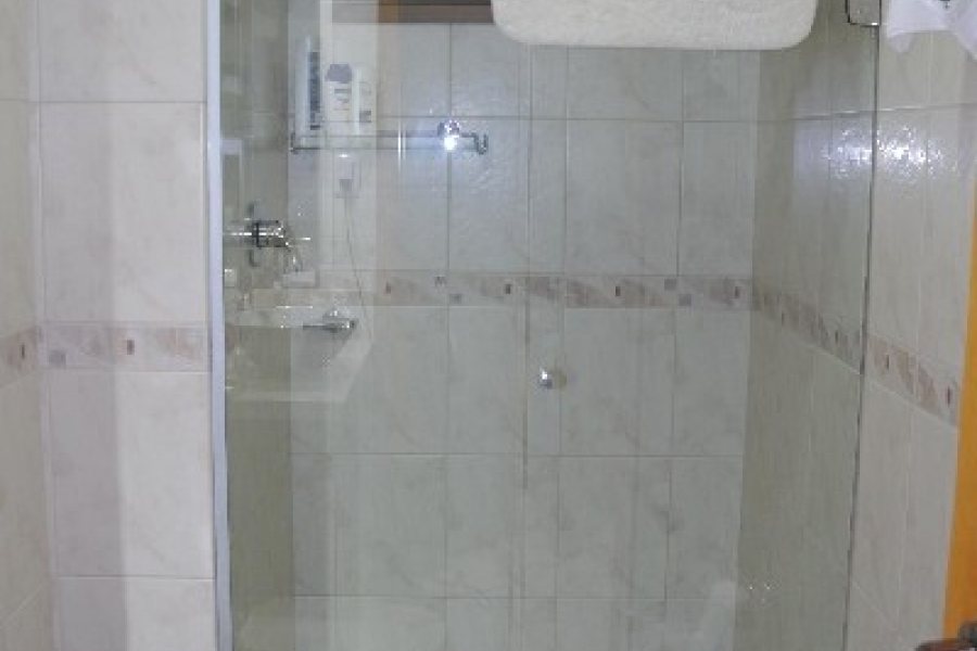 Apto Mobiliado com 100m², 2 dormitórios, 2 vagas, no bairro Colina Sorriso em Caxias do Sul para Comprar