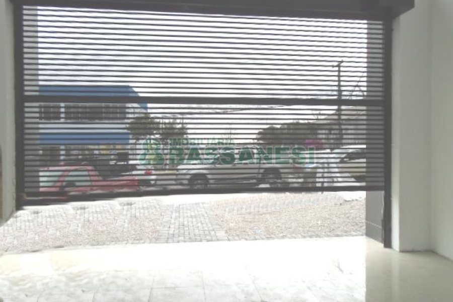 Loja com 177m², no bairro Kayser em Caxias do Sul para Alugar