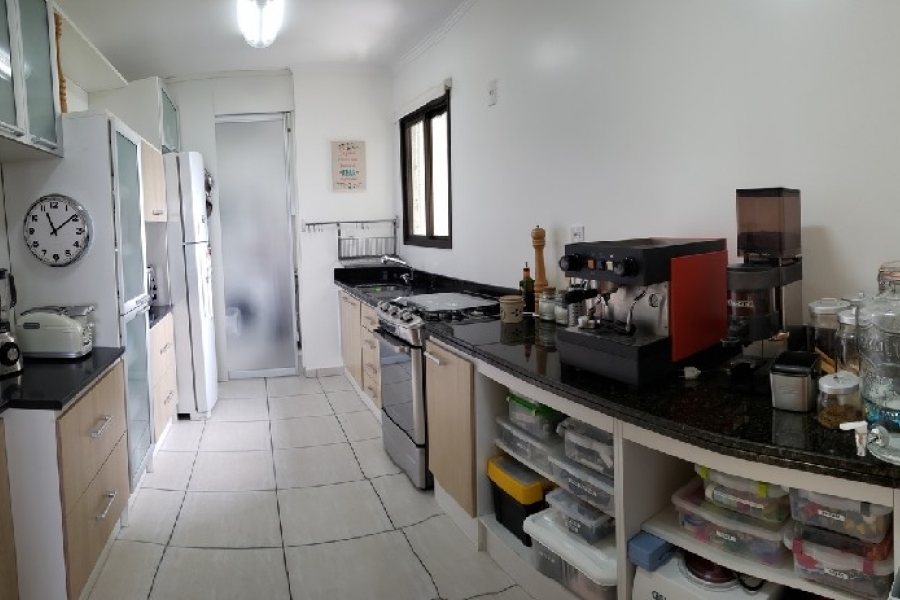 Apartamento com 110m², 3 dormitórios, 2 vagas, no bairro Lourdes em Caxias do Sul para Comprar