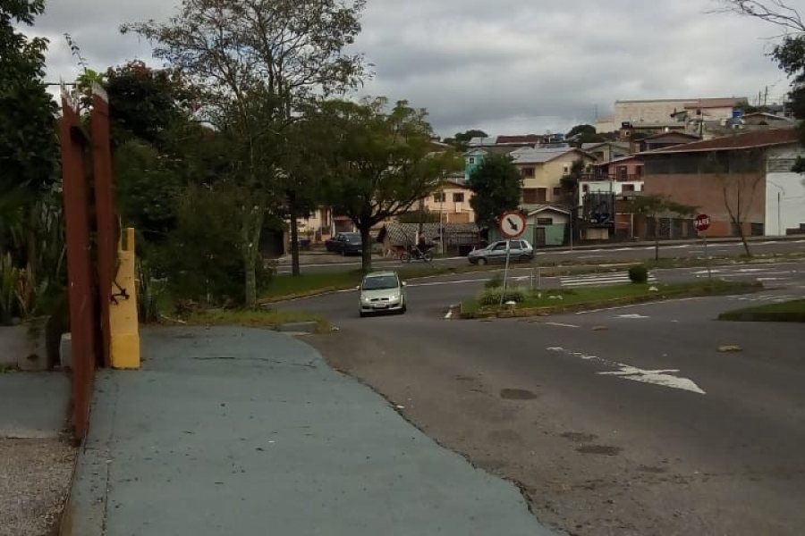 Terreno, no bairro Kayser em Caxias do Sul para Comprar
