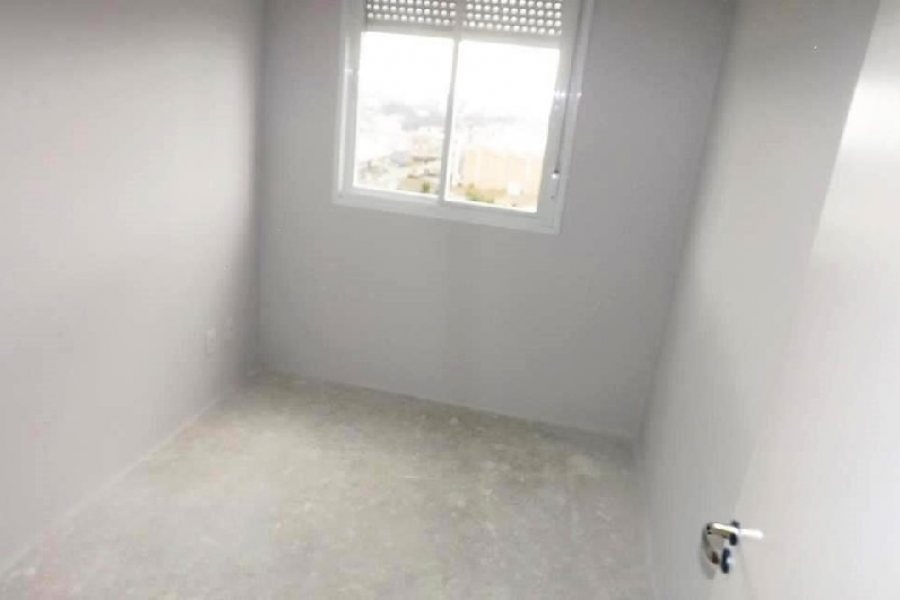 Apto/Cobertura com 80m², 3 dormitórios, 2 vagas, no bairro De Lazzer em Caxias do Sul para Comprar