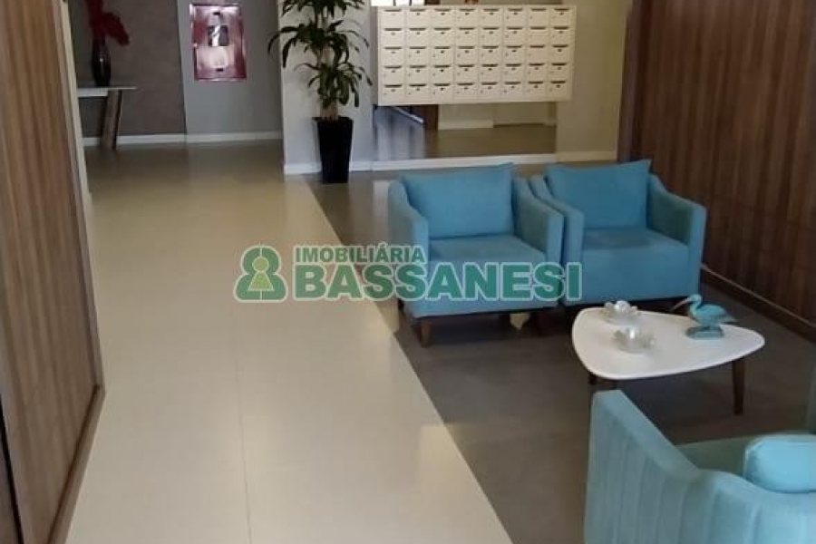 Apto Mobiliado com 80m², 2 dormitórios, 2 vagas, no bairro Panazzolo em Caxias do Sul para Alugar