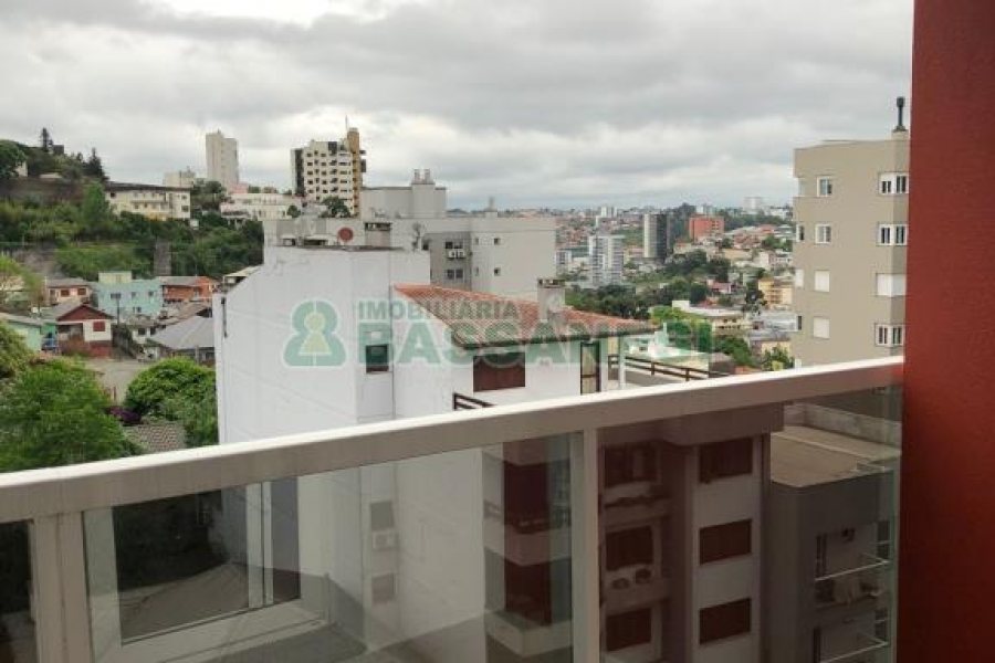 Apto Mobiliado com 80m², 2 dormitórios, 2 vagas, no bairro Panazzolo em Caxias do Sul para Alugar