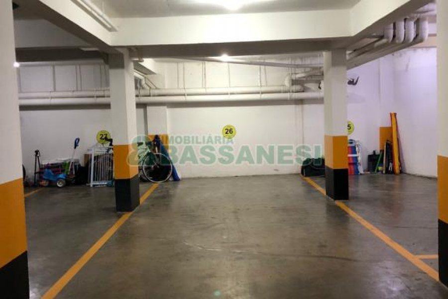 Apto Mobiliado com 80m², 2 dormitórios, 2 vagas, no bairro Panazzolo em Caxias do Sul para Alugar