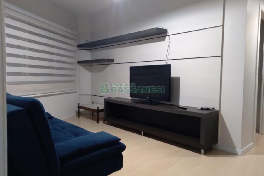 Apartamento com 53m², 1 dormitório, 1 vaga, no bairro Cinqüentenário em Caxias do Sul para Comprar