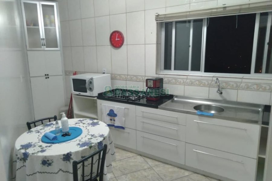 Apartamento com 53m², 1 dormitório, 1 vaga, no bairro Cinqüentenário em Caxias do Sul para Comprar