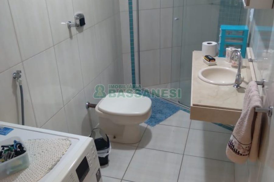 Apartamento com 53m², 1 dormitório, 1 vaga, no bairro Cinqüentenário em Caxias do Sul para Comprar