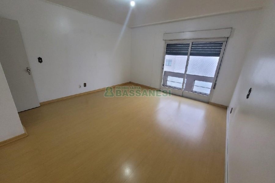 Apartamento com 116m², 2 dormitórios, 1 vaga, no bairro Centro em Caxias do Sul para Comprar