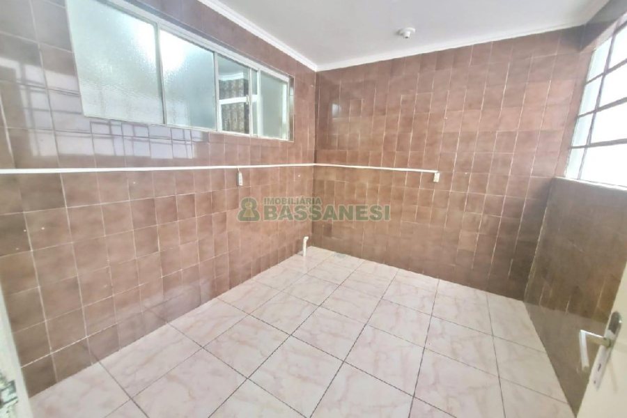 Apartamento com 116m², 2 dormitórios, 1 vaga, no bairro Centro em Caxias do Sul para Comprar