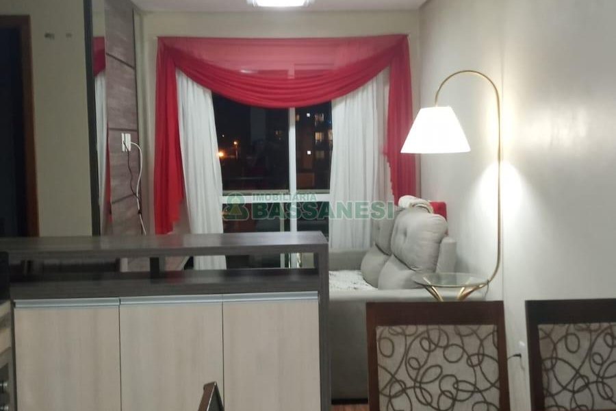 Apto Mobiliado com 57m², 2 dormitórios, 1 vaga, no bairro Desvio Rizzo em Caxias do Sul para Comprar