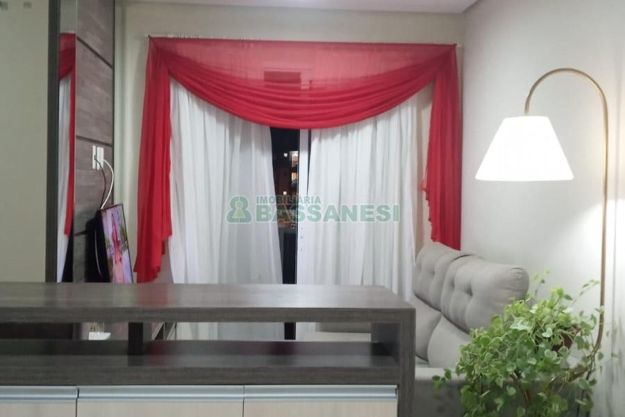 Apto Mobiliado com 57m², 2 dormitórios, 1 vaga, no bairro Desvio Rizzo em Caxias do Sul para Comprar