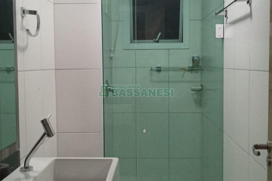 Apto Mobiliado com 57m², 2 dormitórios, 1 vaga, no bairro Desvio Rizzo em Caxias do Sul para Comprar