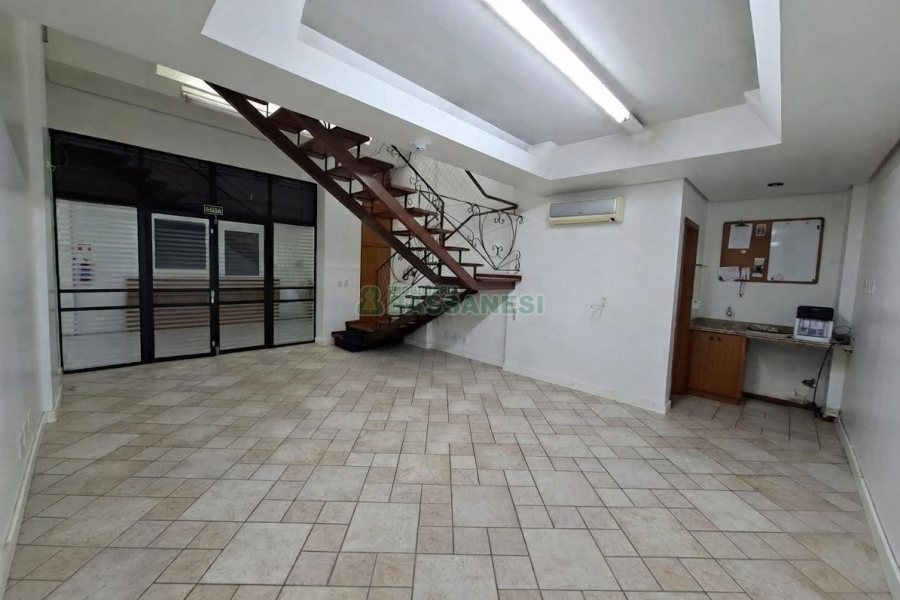 Loja com 63m², no bairro Centro em Caxias do Sul para Alugar