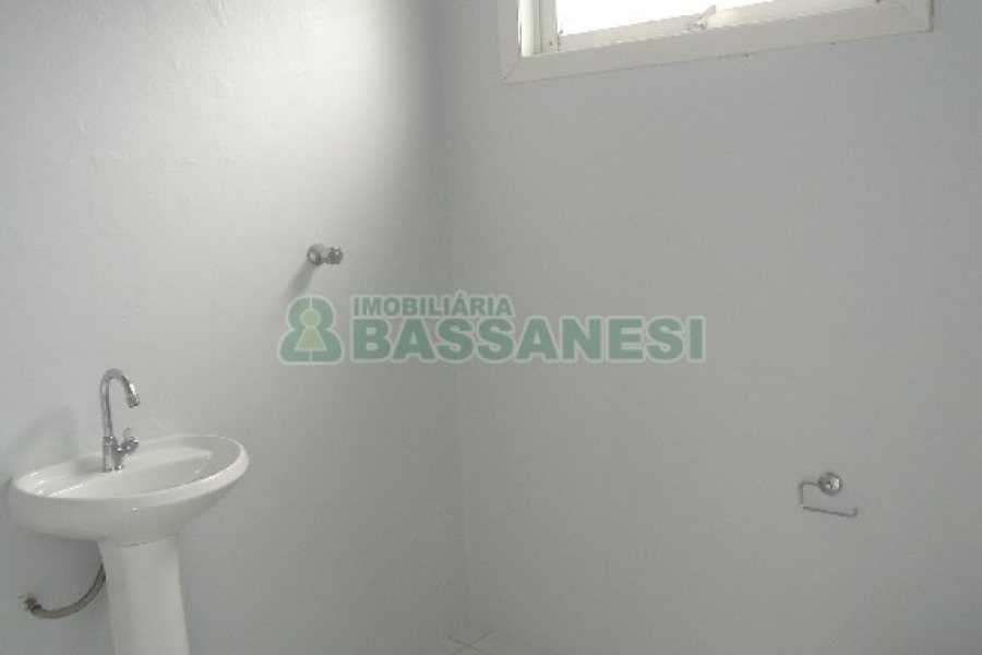 Sala com 46m², no bairro Centro em Caxias do Sul para Alugar