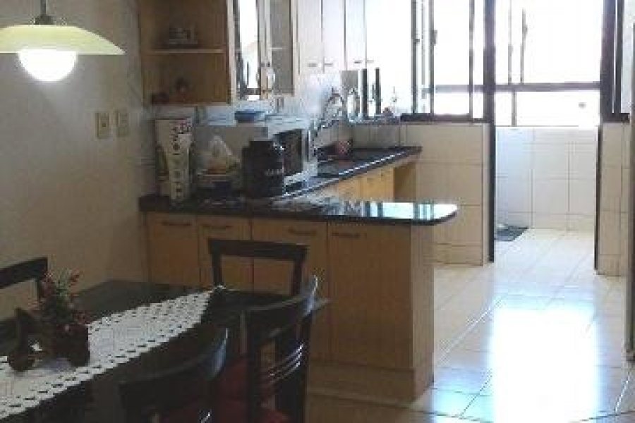 Apto Mobiliado com 82m², 3 dormitórios, 1 vaga, no bairro Desvio Rizzo em Caxias do Sul para Comprar