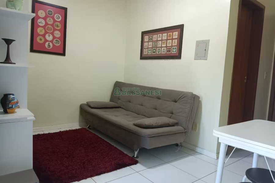 Apartamento com 42m², 1 dormitório, 1 vaga, no bairro Lourdes em Caxias do Sul para Alugar