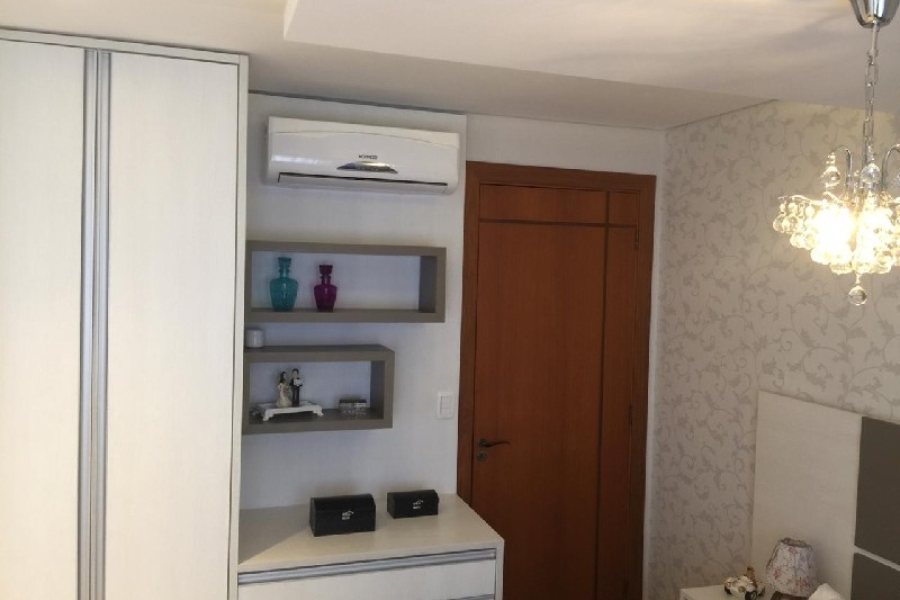 Apartamento com 62m², 2 dormitórios, 1 vaga, no bairro Ana Rech em Caxias do Sul para Comprar