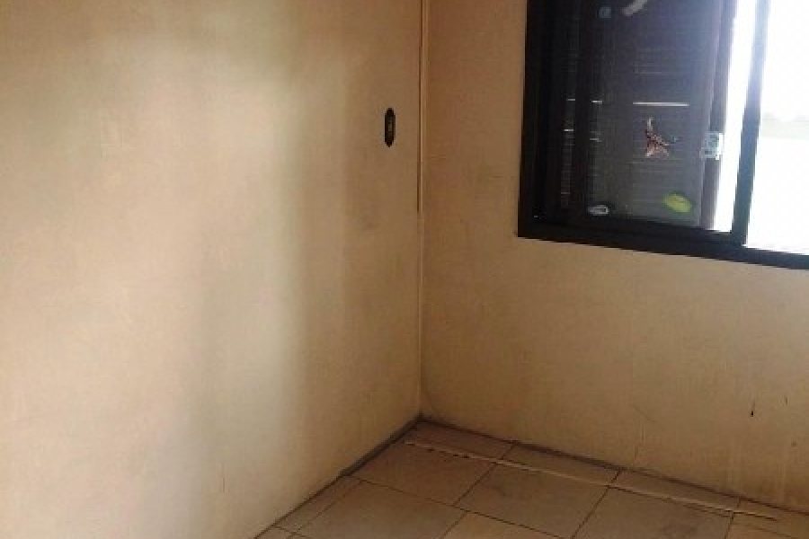 Casa com 218m², 5 dormitórios, 1 vaga, no bairro Santa Fé em Caxias do Sul para Comprar