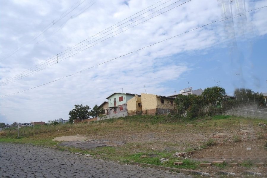 Terreno com 1105m², no bairro Kayser em Caxias do Sul para Alugar