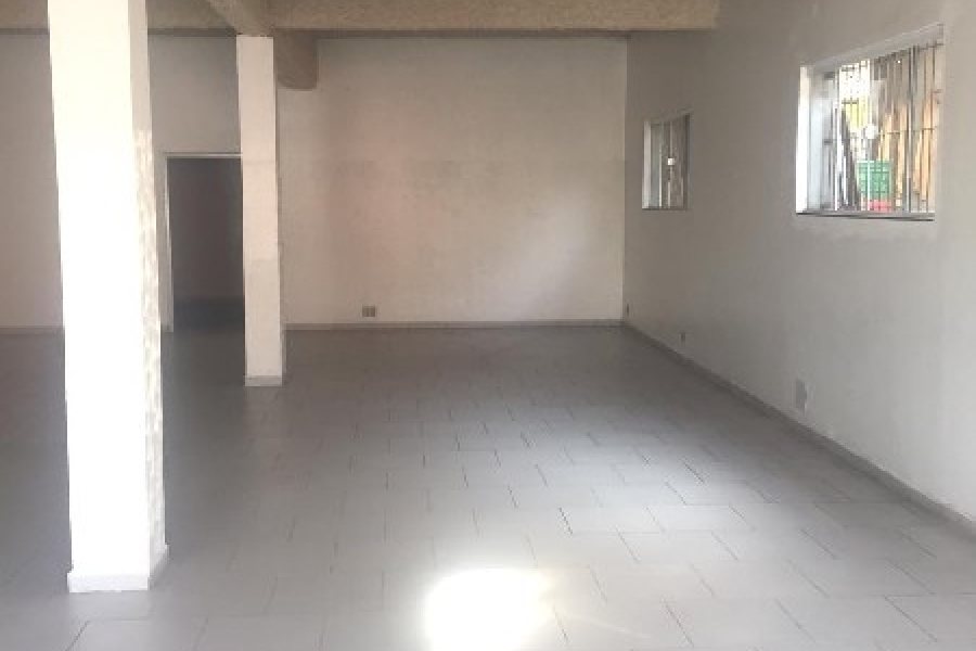 Loja com 150m², no bairro São José em Caxias do Sul para Alugar