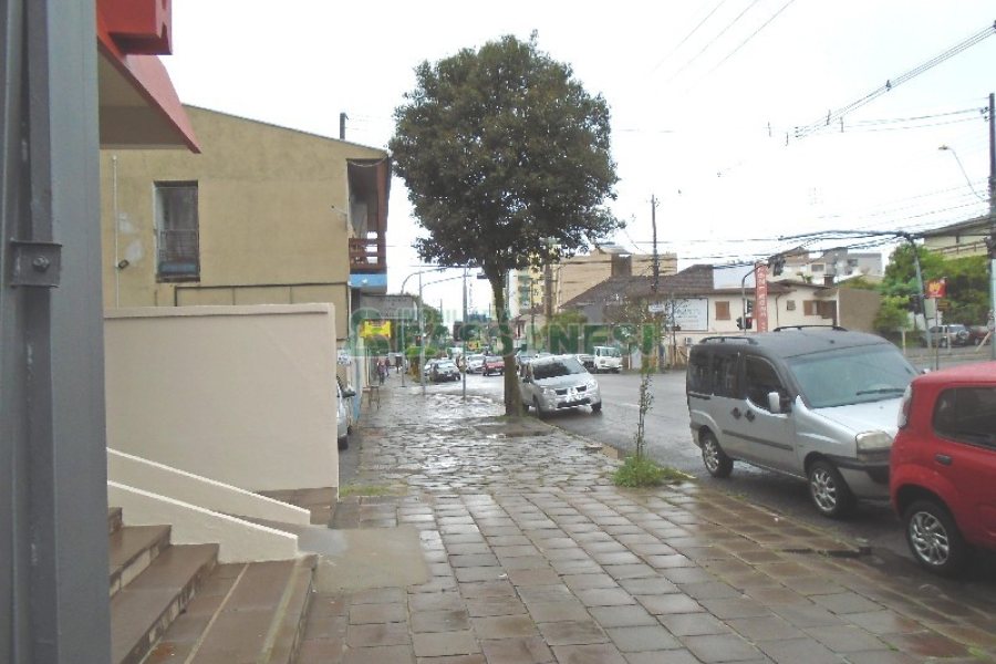 Loja com 250m², no bairro Cruzeiro em Caxias do Sul para Alugar