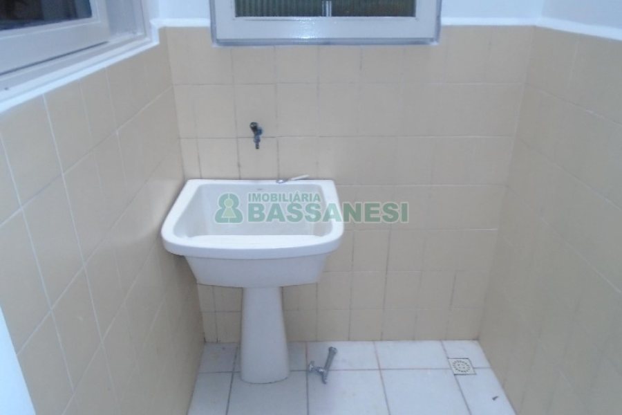 Loja com 250m², no bairro Cruzeiro em Caxias do Sul para Alugar