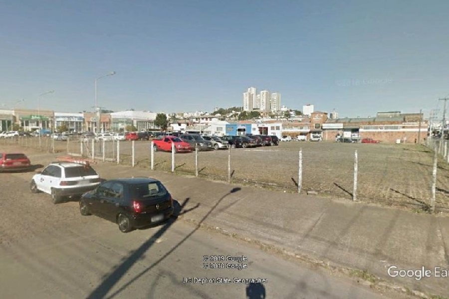 Loja com 3190m², no bairro São José em Caxias do Sul para Comprar