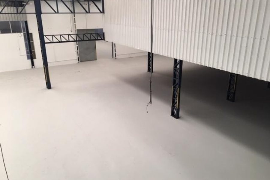 Loja com 3190m², no bairro São José em Caxias do Sul para Comprar