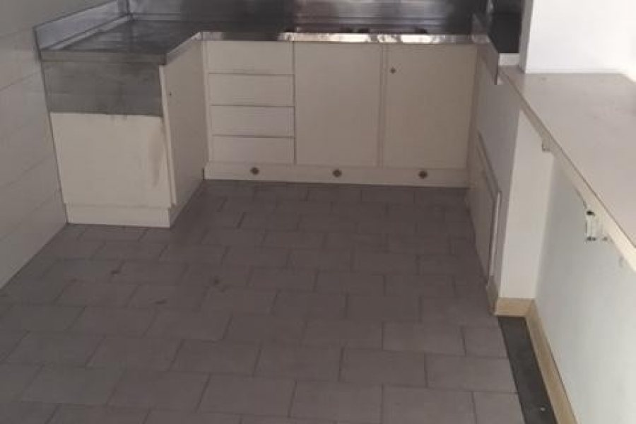 Loja com 3190m², no bairro São José em Caxias do Sul para Comprar