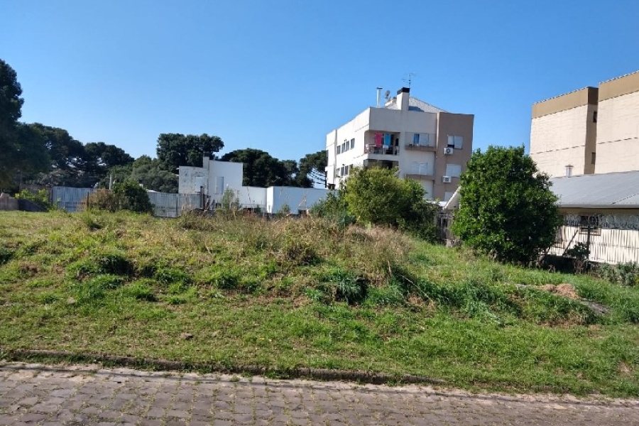 Terreno com 360m², no bairro Bela Vista em Caxias do Sul para Comprar