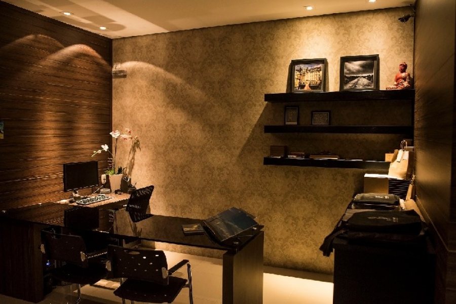 Sala Mobiliada com 62m², 2 vagas, no bairro Villagio Iguatemi em Caxias do Sul para Comprar